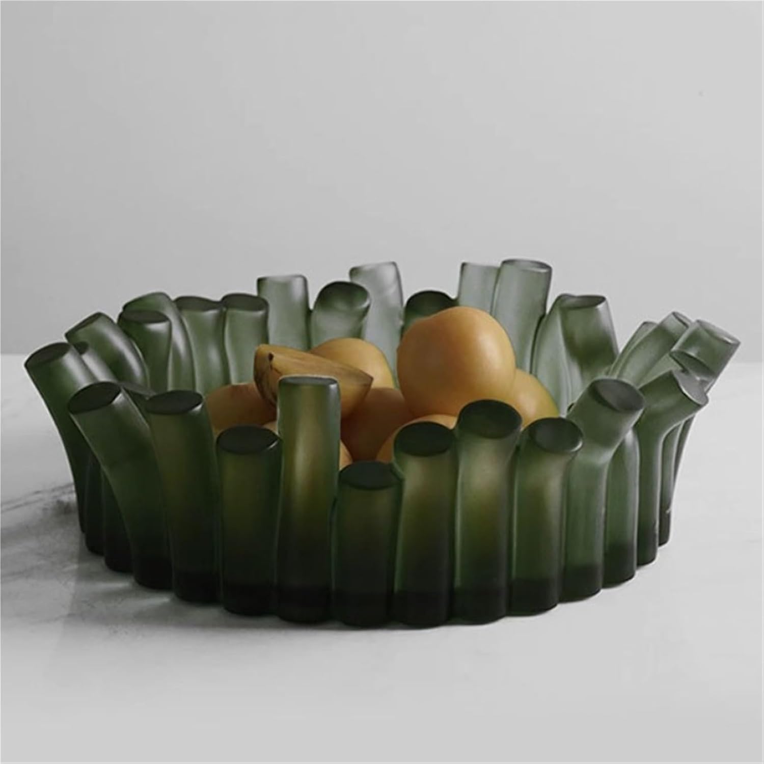 Creative Minimalist Fruit Bowl, Unique Composite Resin Plate Tray - Elegant Home Table Decoration & Storage Organizer(Green)