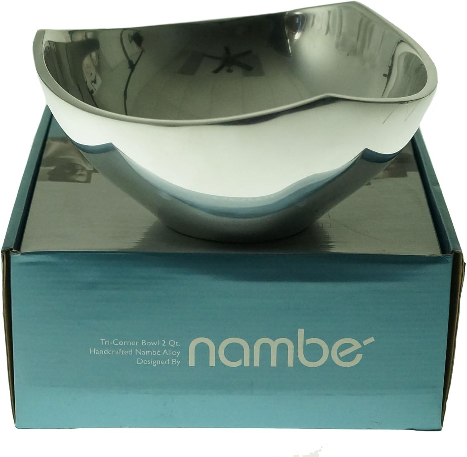 nambe Tri-Corner Salad Bowl | Chilled Serving Dish for Side Dishes, Pasta, Guacamole | Prep-Ahead-Bowl Can Be Heated or Chilled | 9-Inch | Made of Metal Alloy (Silver)
