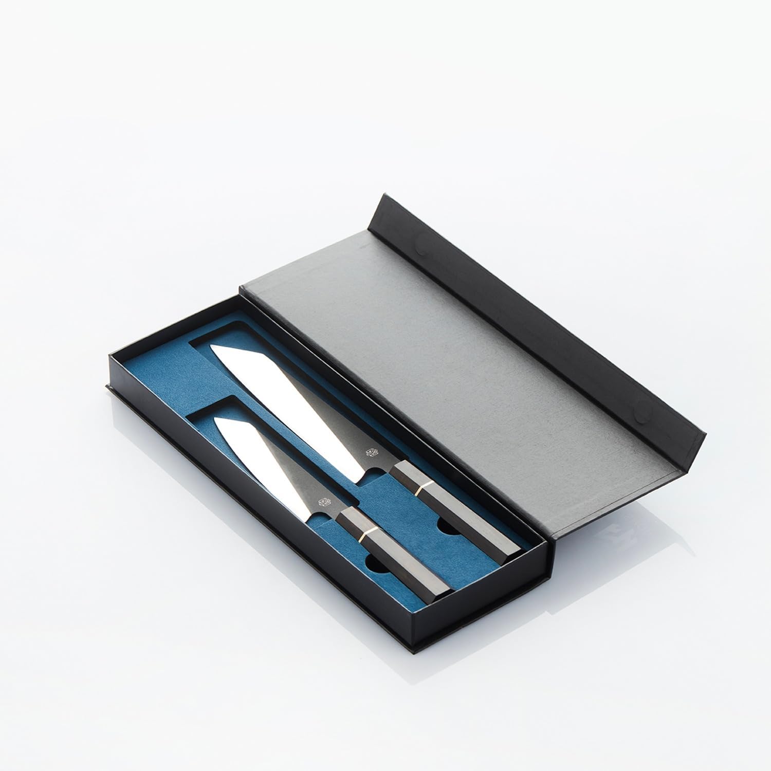 Frank Haasnoot Chef's Knives | Japanese Chef Knife Set | 8.7 & 6 Inch | Best 2-Piece Kitchen Knife | Chef Knife & Paring Knife | Stainless Steel | Wooden Handle | With Packaging | Professional Cooking