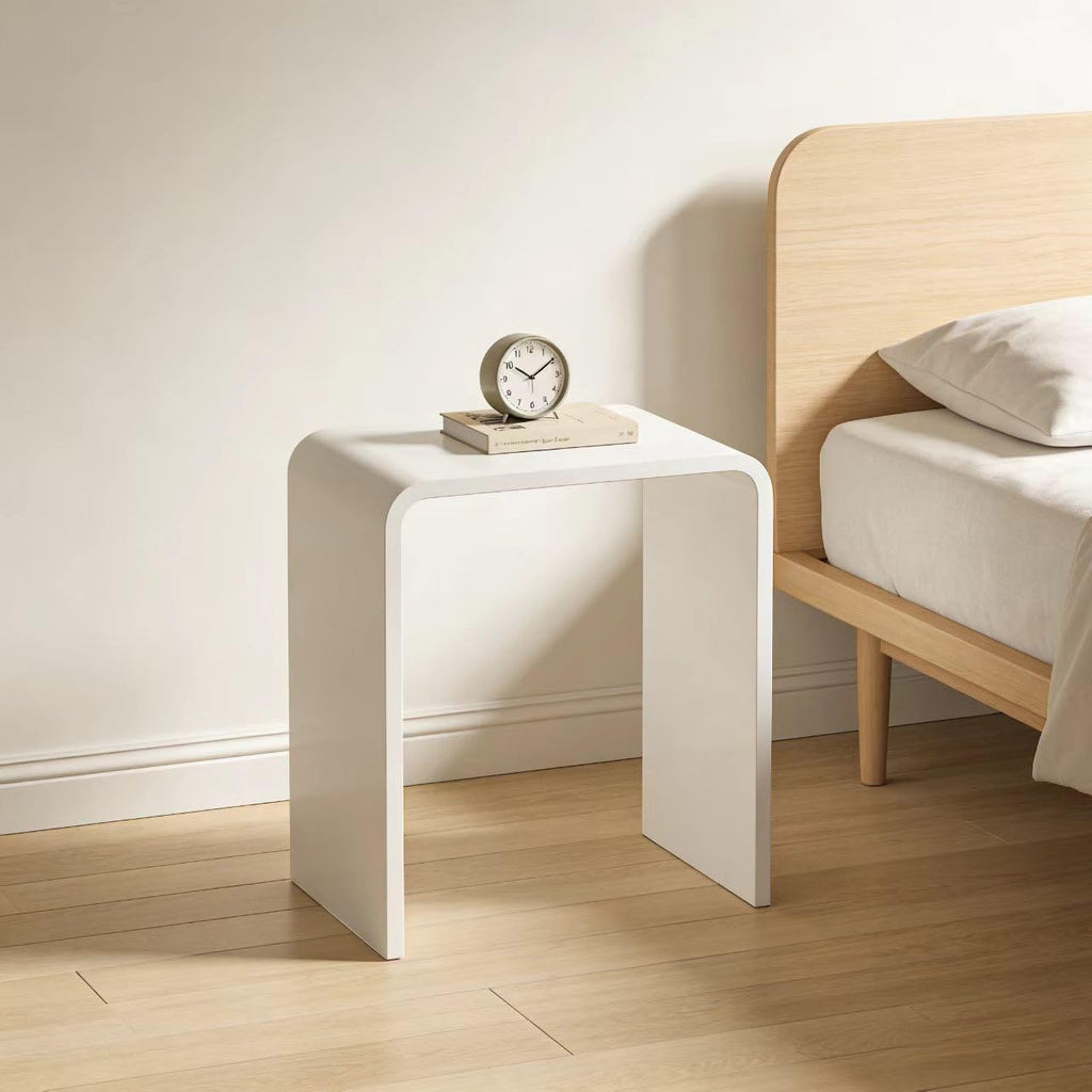 Clear Acrylic End Table with Rounded Edges,Transparent Small Side Table,Acrylic Side Table for Living Room, Night Stands for Bedrooms,Modern Occasional Tables (12' D x 16' W x 18' H) (White)