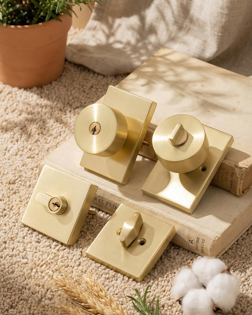 Haidms Gold Exterior Door Knob with Deadbolt, Zinc Alloy Brushed Gold Exterior Door Lock Set, Heavy Duty Brushed Brass Front Door Knob and Deadbolt Set with Lock and Key (3 Pack)