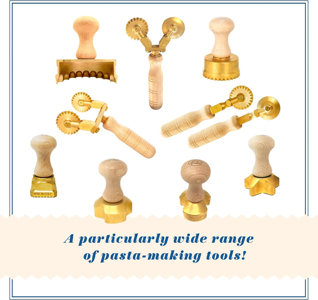 La Gondola Set of 3 Pasta Tools - Square Festooned 1.77x1.77in & Round Festooned 1.97in Ravioli Stamps & Double Pasta Cutter Wheel (Festooned & Smooth) | Brass & Natural Wood | Italian Pasta Cutters