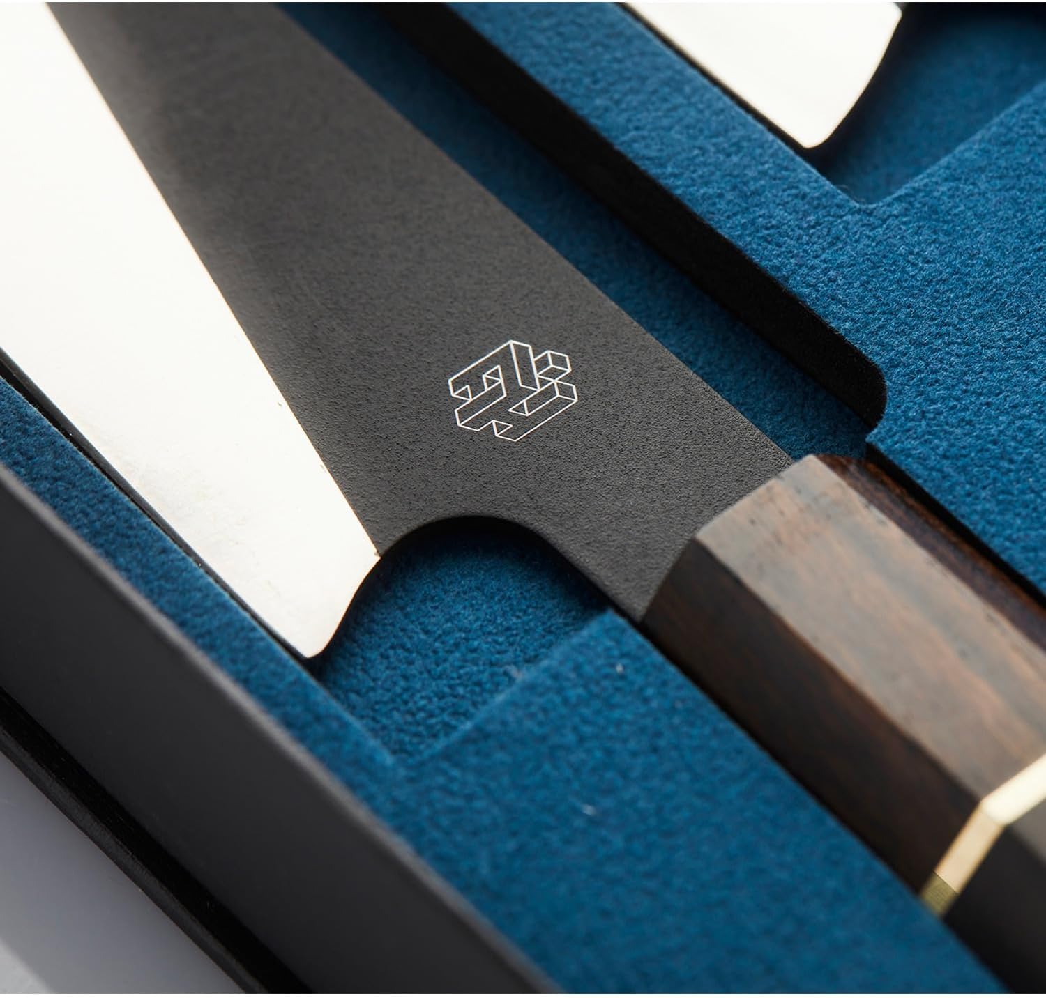 Frank Haasnoot Chef's Knives | Japanese Chef Knife Set | 8.7 & 6 Inch | Best 2-Piece Kitchen Knife | Chef Knife & Paring Knife | Stainless Steel | Wooden Handle | With Packaging | Professional Cooking