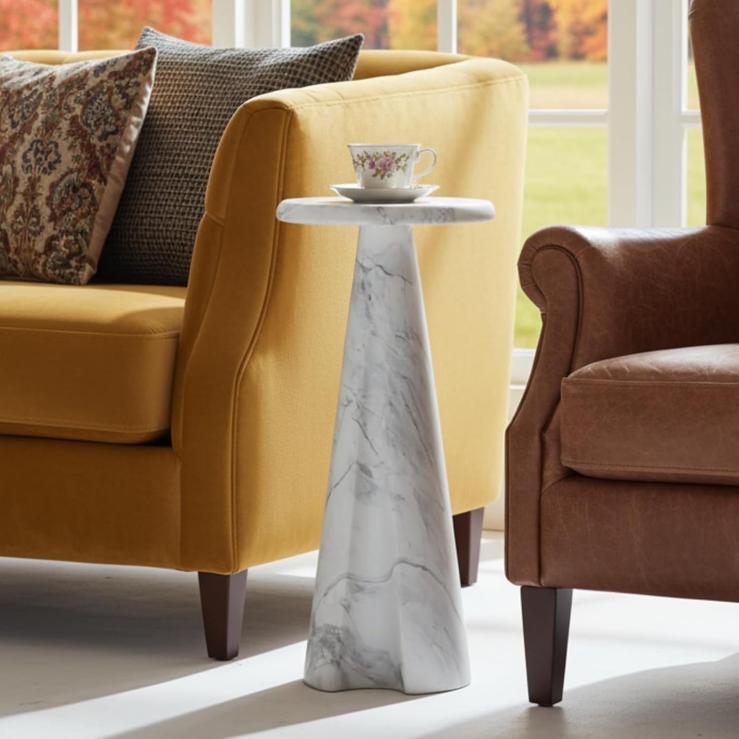 Modern Faux Marble Bedside Table for Living Room, 9' Round Stone Side Table Vintage Night Stand, Small Rustic Wthie End Table for Drink in Bedroom Apartment Waiting Room, White