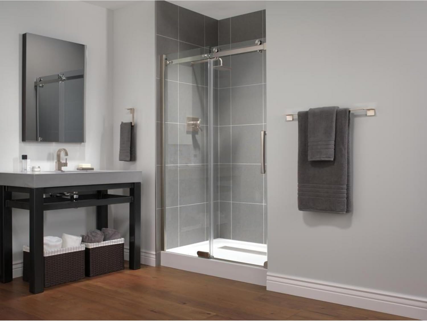 Delta Towel Rack | 24 Inch Stainless Steel Towel Bar for Bathroom, Kitchen | Vero Accessories