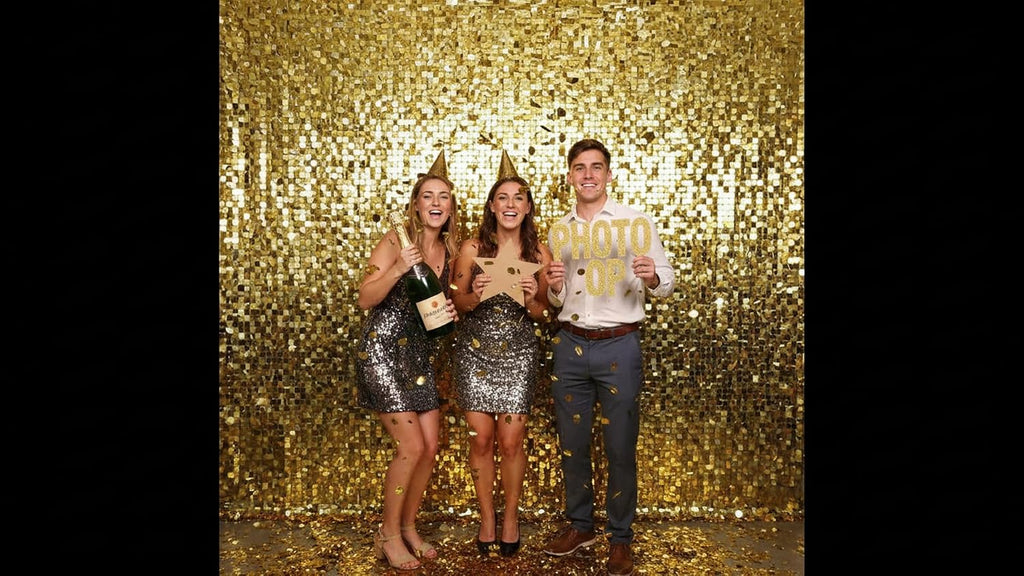 Anderson's Gold Metallic Floral Sheeting, 30 Ft. Parade Float Decoration for Trailers, Parties, Weddings, Proms, Photo Backdrops & Events – Shiny Fringe Garland for Indoor/Outdoor Use