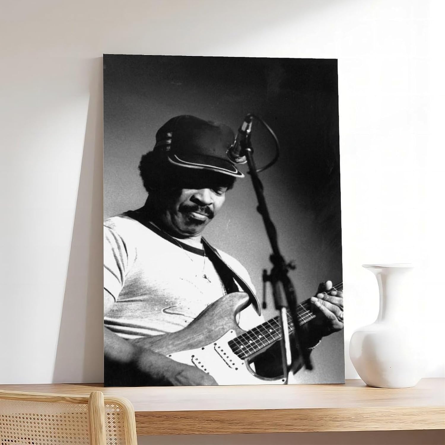 TONITOTA Blues Guitar Matt-Murphy Rock Scene Canvas Wall Art | Retro Historical Black And White Photos | Home | School | Office Decor Poster | Frame 24x36inch