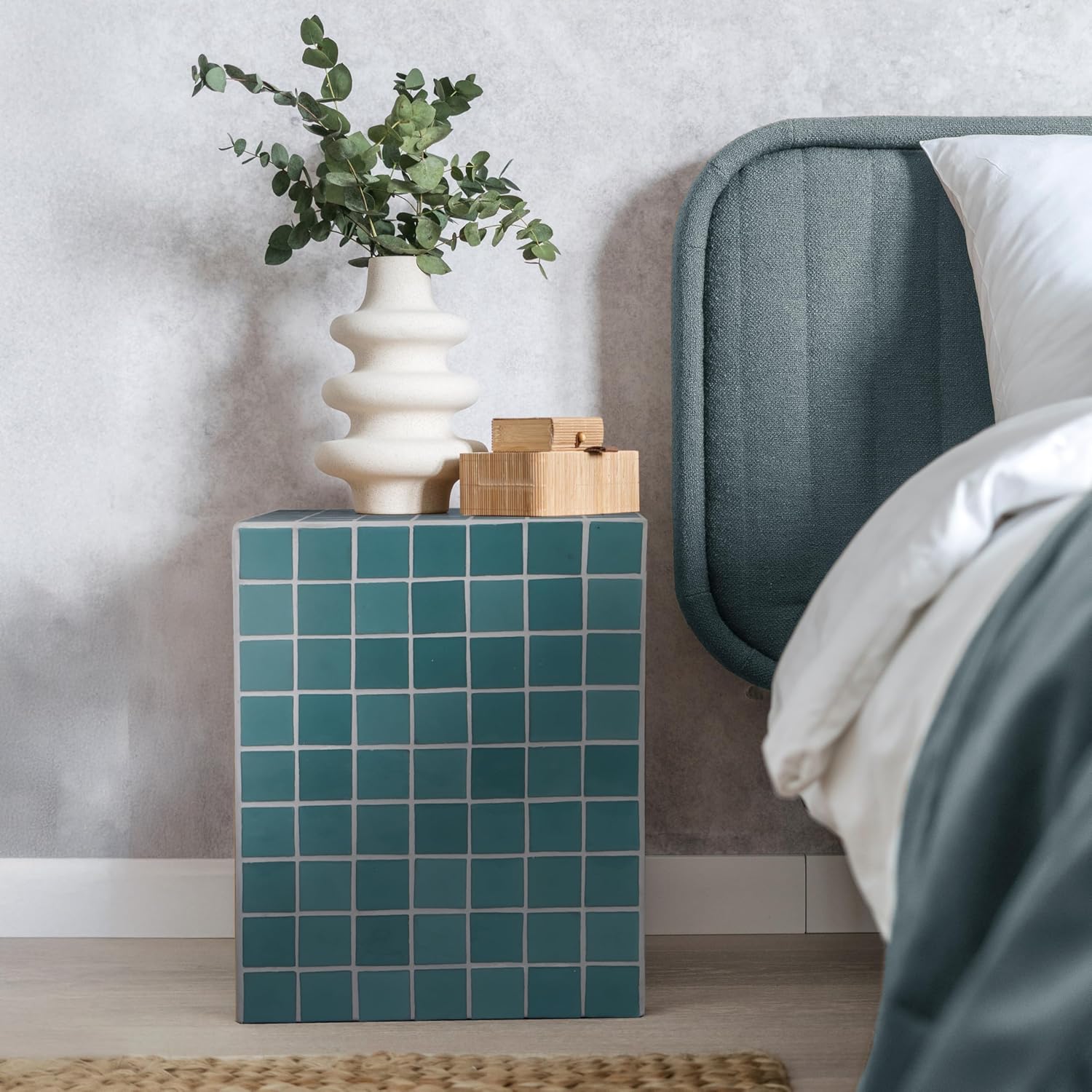 JONATHAN Y END2000A Callista 18' Modern Bohemian Ceramic Tiled Rectangle End Table, Side Table, Accent Table for Living Room, Bedroom, Teal Blue/White