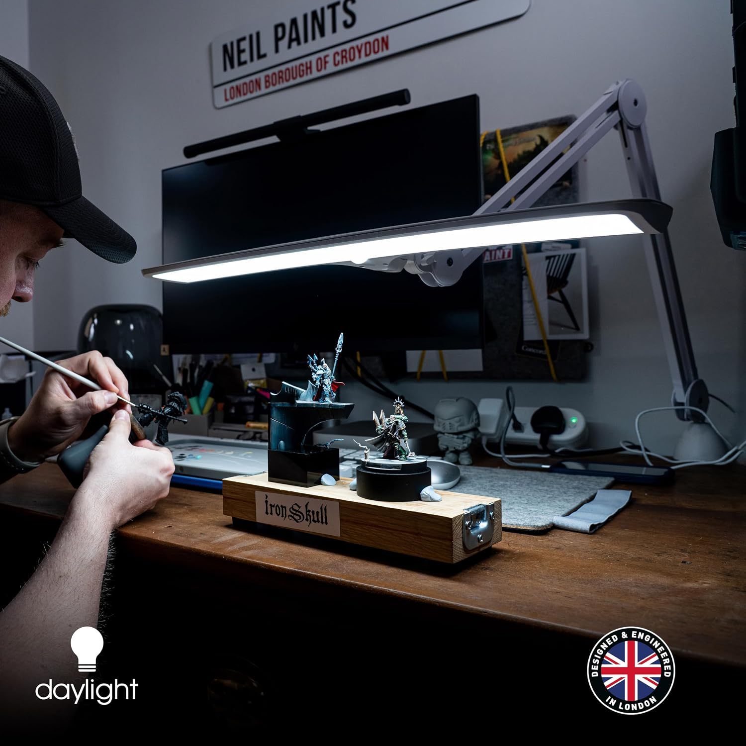 Daylight Company Lumi Task Lamp,+95 CRI, 4000 Lux,Craft Light, Super Bright Desk Lamp, Touch Dimmable, 2 Brightness Levels, Ideal Table Light, Drawing Lamps - Metal - 15 W