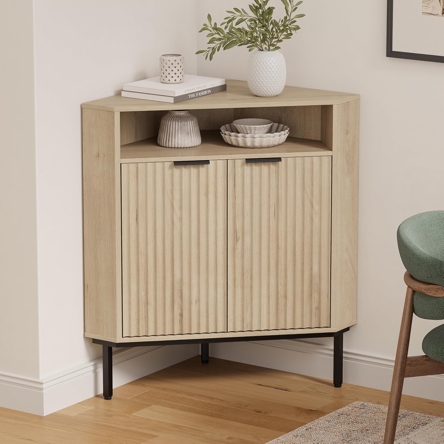 EYYTHUNG Fluted Corner Cabinet, Modern Small Corner Floor Cabinet with 2 Doors & Adjustable Shelf, Wooden Freestanding Narrow Storage Organizer for Small Space,Living Room, Dining Room, Light Oak
