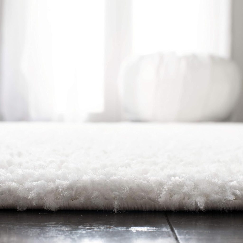 SAFAVIEH August Shag Collection Area Rug - 2'3' x 20' Runner, White, Non-Shedding & Easy Cleaning, Plush Thick Pile, Ideal for Living Room, Bedroom, Dining Space (AUG900A)