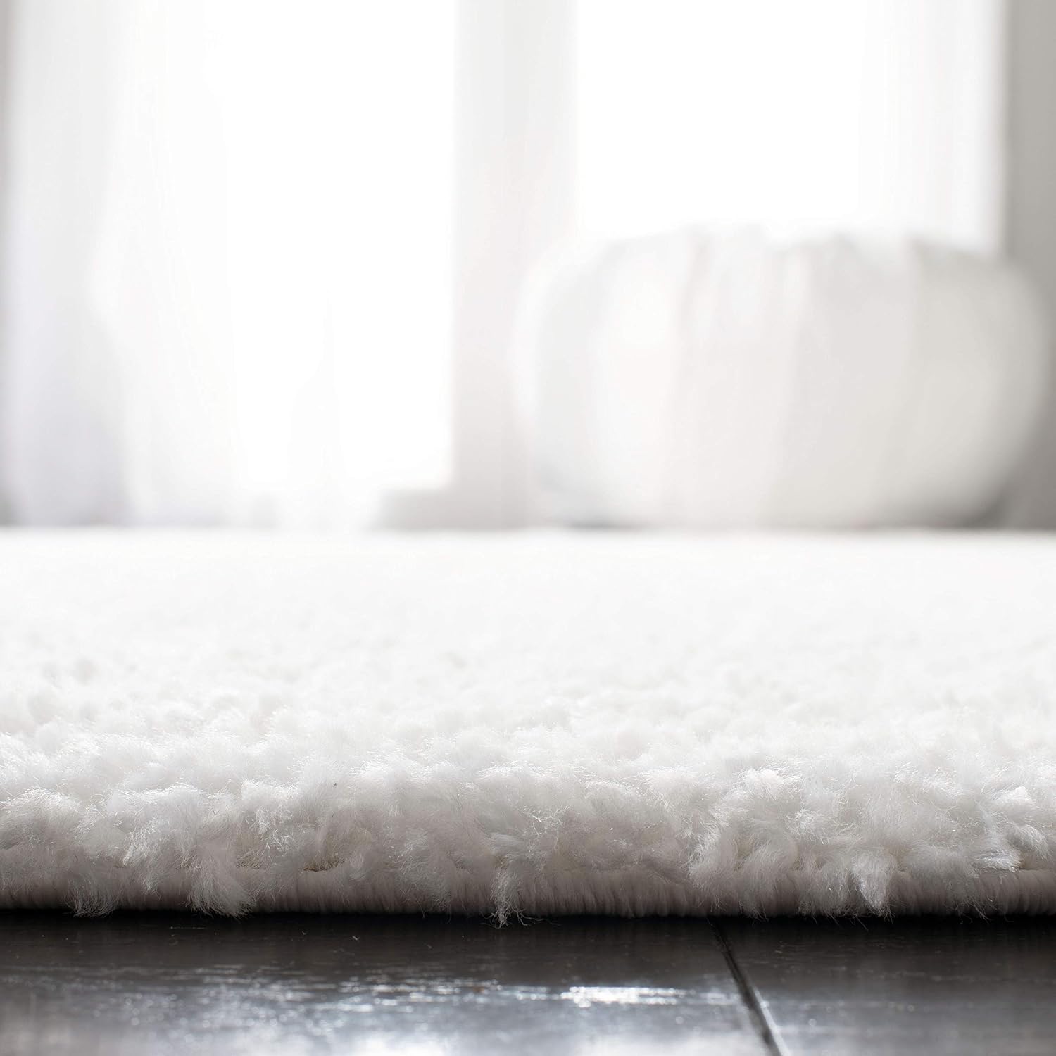 SAFAVIEH August Shag Collection Area Rug - 2'3' x 20' Runner, White, Non-Shedding & Easy Cleaning, Plush Thick Pile, Ideal for Living Room, Bedroom, Dining Space (AUG900A)