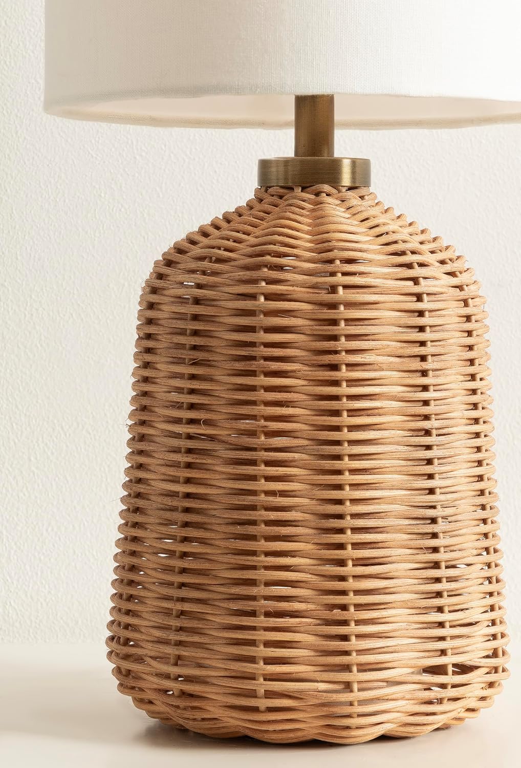 Kate and Laurel Wylla Modern Rattan Bedside Table Lamp, 8 x 8 x 18, Natural Rattan, Decorative Woven Tabletop Desk Lamp with Linen Shade for Living Room Decor